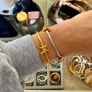 MVMT // Single Barbed Cuff // Gold